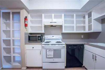 9104 Quail Creek Drive #B, Austin, TX 78758 - Photo 13