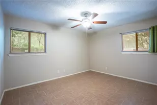 9104 Quail Creek Dr, Austin, TX 78758 - Photo 21