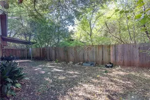 9104 Quail Creek Dr, Austin, TX 78758 - Photo 27