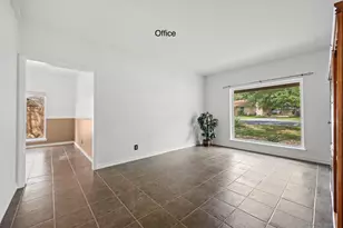 9411 Cedar Crest Dr, Austin, TX 78750 - Photo 9