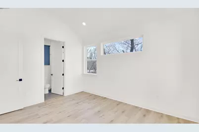 7208 Providence Avenue #3, Austin, TX 78752 - Photo 11