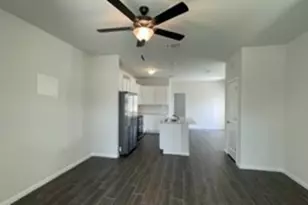 9616 Whispher Willow Blvd, Manor, TX 78653 - Photo 5