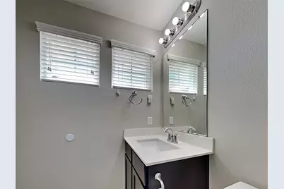 1052 Esplanade Parkway, San Marcos, TX 78666 - Photo 7