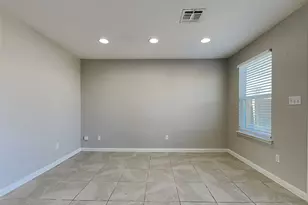 1052 Esplanade Pkwy, San Marcos, TX 78666 - Photo 3