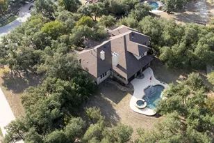 205 Sutton Pl, Georgetown, TX 78628 - Photo 1