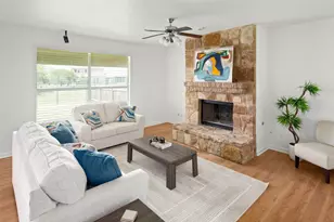 134 Fence Line Dr, San Marcos, TX 78666 - Photo 5