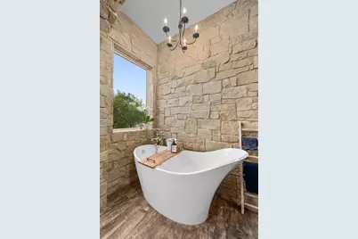 221 Palomino Cove, Jarrell, TX 76537 - Photo 23