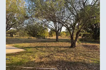 163 Robinson Road, Lockhart, TX 78644 - Photo 19