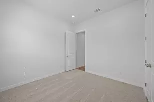 429 Brandywine Rd, Hutto, TX 78634 - Photo 17