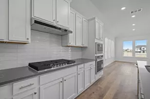 429 Brandywine Rd, Hutto, TX 78634 - Photo 9