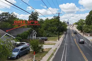 2103 E 12th St, Austin, TX 78702 - Photo 3