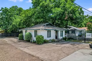 1509 W Koenig Ln, Austin, TX 78756 - Photo 3