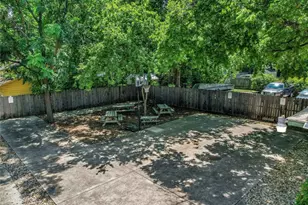 1509 W Koenig Ln, Austin, TX 78756 - Photo 23