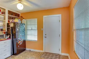 1509 W Koenig Ln, Austin, TX 78756 - Photo 5