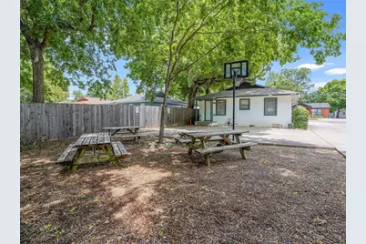 1509 W Koenig Lane, Austin, TX 78756 - Photo 31