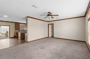 186 La Selva Dr, Elgin, TX 78621 - Photo 3