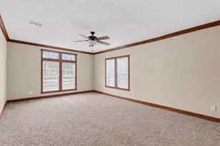 186 La Selva Dr, Elgin, TX 78621 - Photo 9