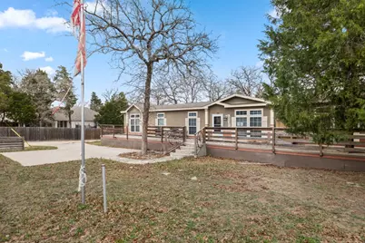 186 La Selva Drive, Elgin, TX 78621 - Photo 23