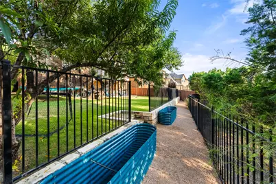 220 Mediterra Point, Austin, TX 78732 - Photo 35
