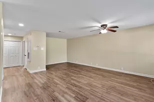 6810 Deatonhill Dr, Austin, TX 78745 - Photo 5
