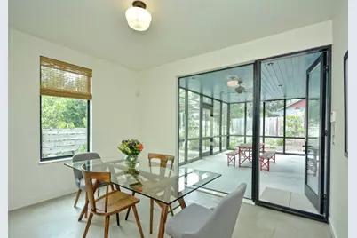 2308 1/2 E 9th Street, Austin, TX 78702 - Photo 13