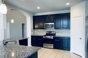 1009 Sundrops St, Leander, TX 78641 - Photo 3