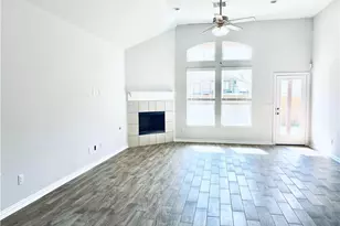 1009 Sundrops St, Leander, TX 78641 - Photo 9