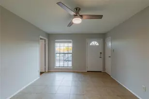 2003 Castle Gate Cir, San Marcos, TX 78666 - Photo 15