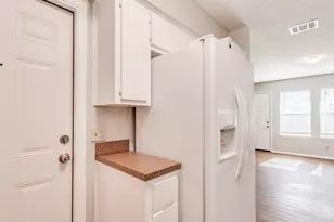 1110 Hyridge St, Round Rock, TX 78664 - Photo 7