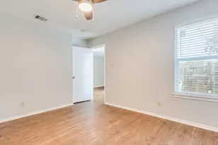 1110 Hyridge St, Round Rock, TX 78664 - Photo 9