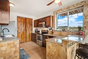 28543 Paradise Manor Dr, Marble Falls, TX 78654 - Photo 13