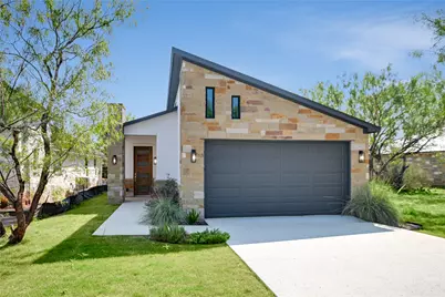 611 Sun Ray, Horseshoe Bay, TX 78657 - Photo 1