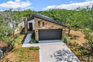 611 Sunray, Horseshoe Bay, TX 78657 - Photo 3