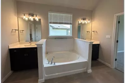 303 Bear Oak Street, Hutto, TX 78634 - Photo 13