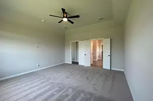 303 Bear Oak St, Hutto, TX 78634 - Photo 11