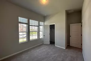 303 Bear Oak St, Hutto, TX 78634 - Photo 21
