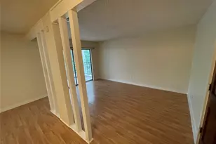 6910 Hart Ln, Austin, TX 78731 - Photo 3