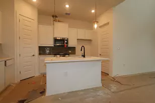 13215 Stabler Dr, Austin, TX 78652 - Photo 7
