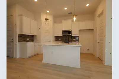 13215 Stabler Drive, Austin, TX 78652 - Photo 9