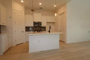 13215 Stabler Dr, Austin, TX 78652 - Photo 7