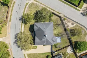 901 Ambrose Dr, Pflugerville, TX 78660 - Photo 27