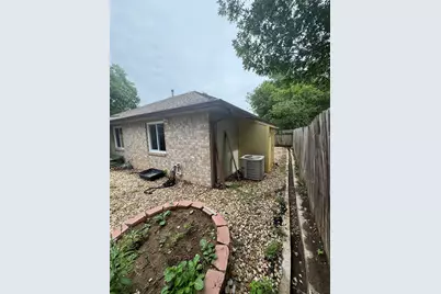 908 Saunders Drive, Round Rock, TX 78664 - Photo 5