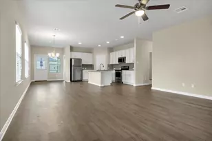 1013 Gaelic Dr, Georgetown, TX 78626 - Photo 5