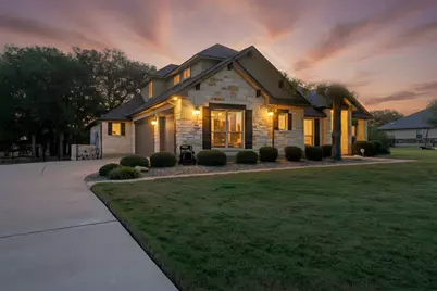 129 Camp Verde Drive, Georgetown, TX 78633 - Photo 3