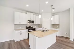 221 Outlaw Dr, Liberty Hill, TX 78642 - Photo 5