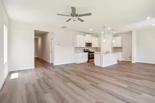 221 Outlaw Dr, Liberty Hill, TX 78642 - Photo 7