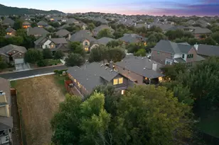 18412 Rio Chama Ln, Austin, TX 78738 - Photo 33
