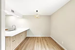 7801 Shoal Creek Blvd, Austin, TX 78757 - Photo 9