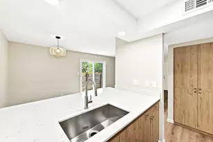 7801 Shoal Creek Blvd, Austin, TX 78757 - Photo 15