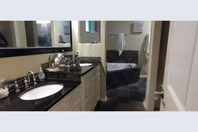 500 Kenniston Drive #B, Austin, TX 78752 - Photo 13